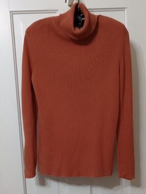 Vtg. ORVIS 100% Cotton Burnt Orange Ribbed Turtleneck Sweater